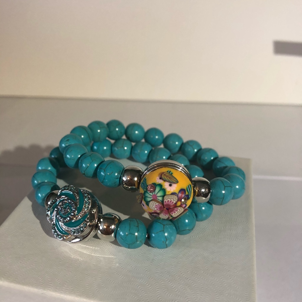 2 Piece Turquoise Bead Bracelets